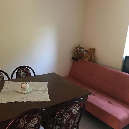 היסריה Guest House Nadezhda מראה חיצוני תמונה
