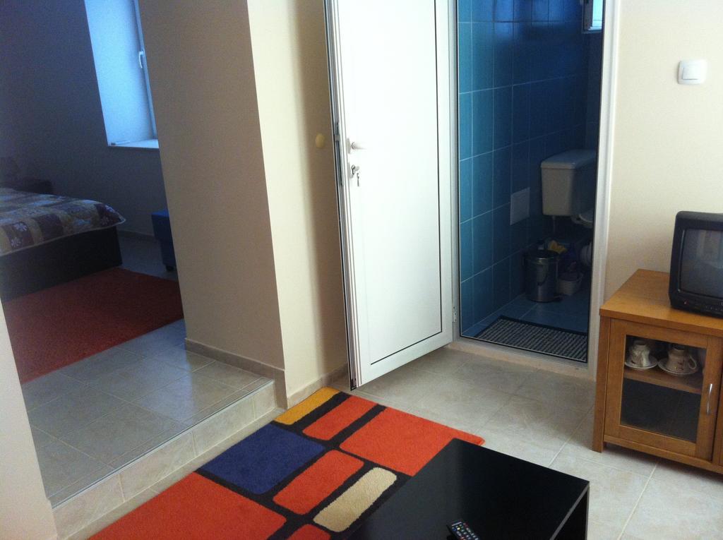 היסריה Guest House Nadezhda חדר תמונה