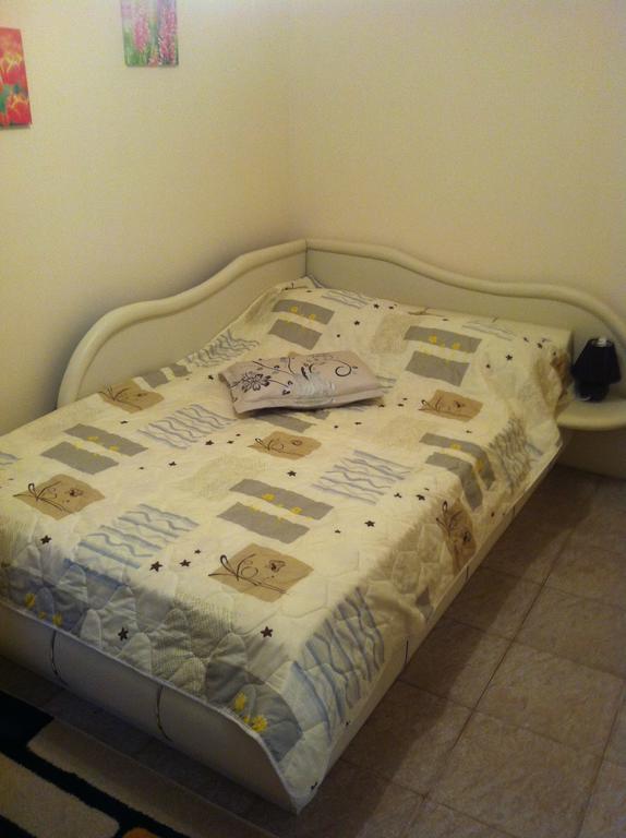 היסריה Guest House Nadezhda חדר תמונה