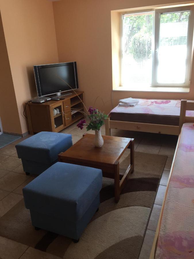 היסריה Guest House Nadezhda מראה חיצוני תמונה